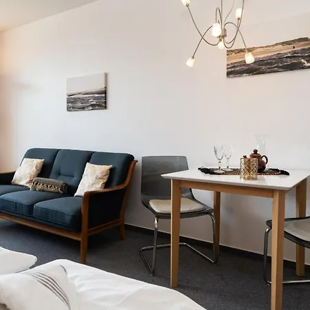 Strandstrasse Apartment *